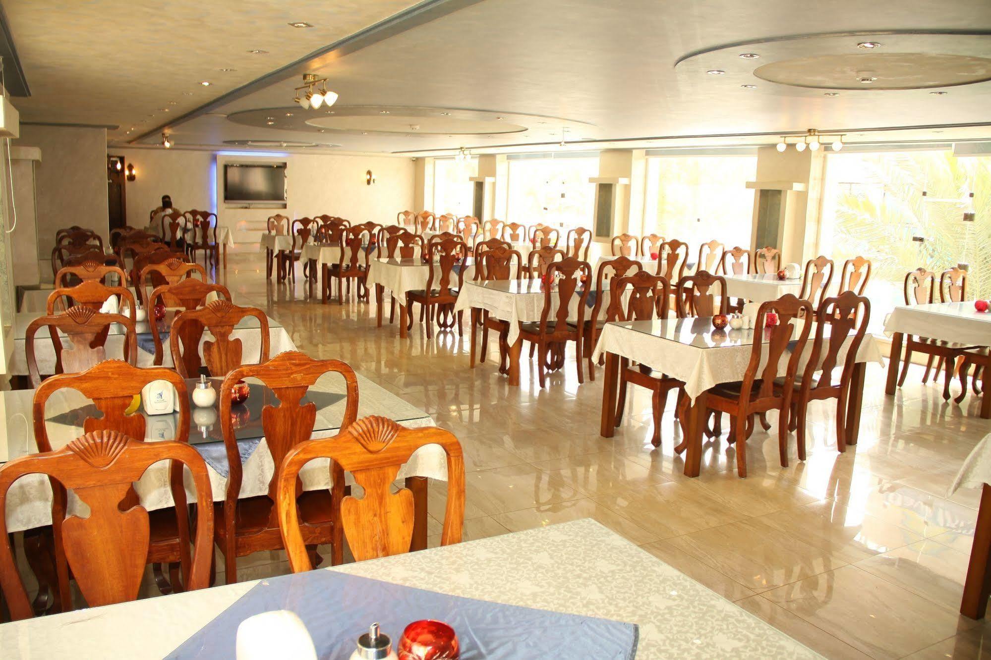 Al Raad Hotel Акаба Экстерьер фото