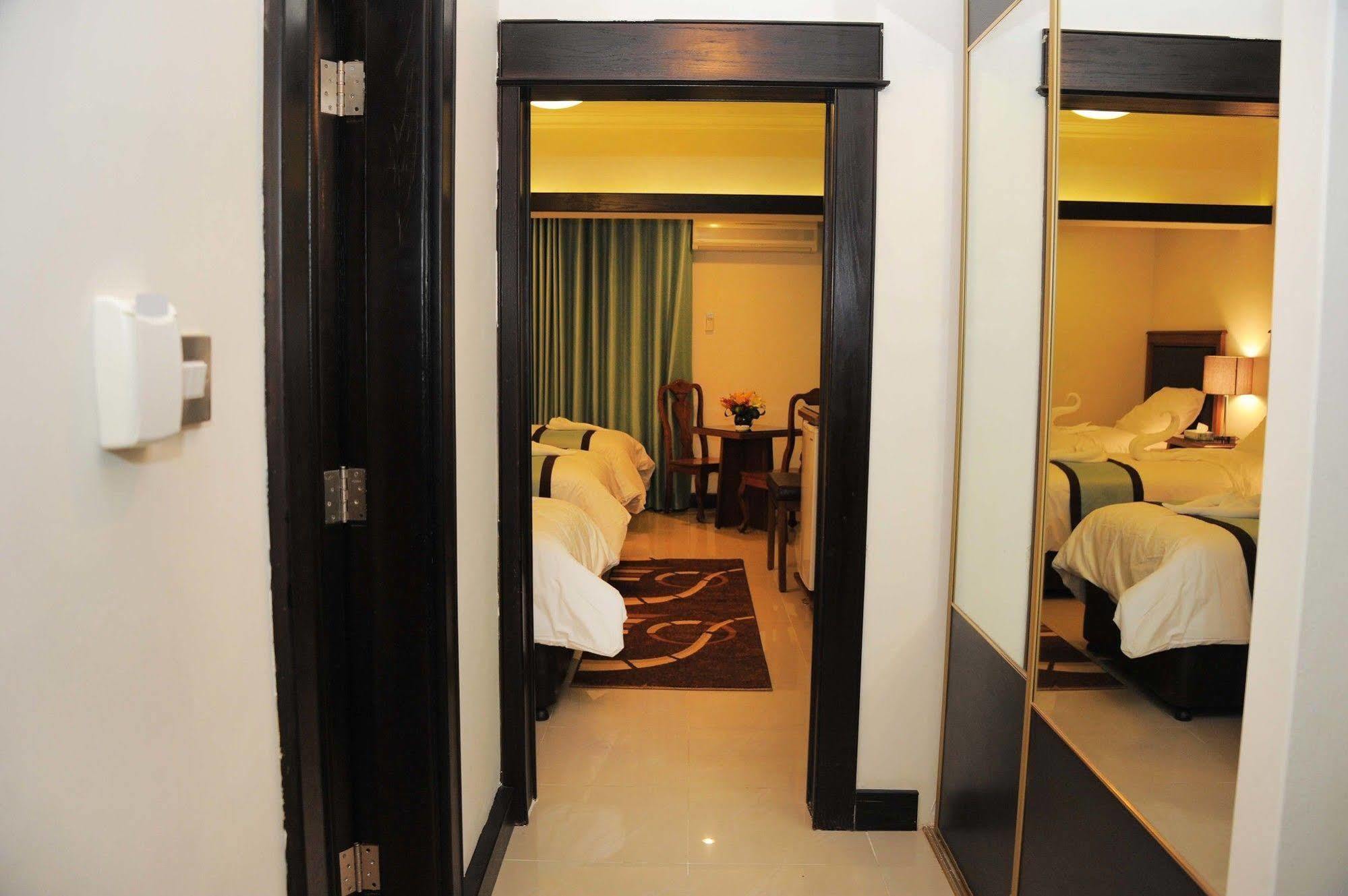 Al Raad Hotel Акаба Экстерьер фото